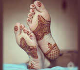 Mehndi Design Simple for Feet